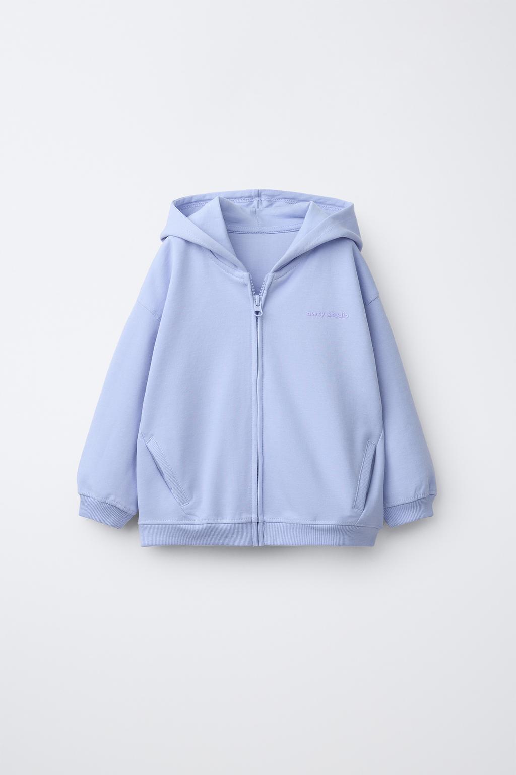 ТОЛСТОВКА НА МОЛНИИ С РЕЛЬЕФНЫМ ТЕКСТОМ