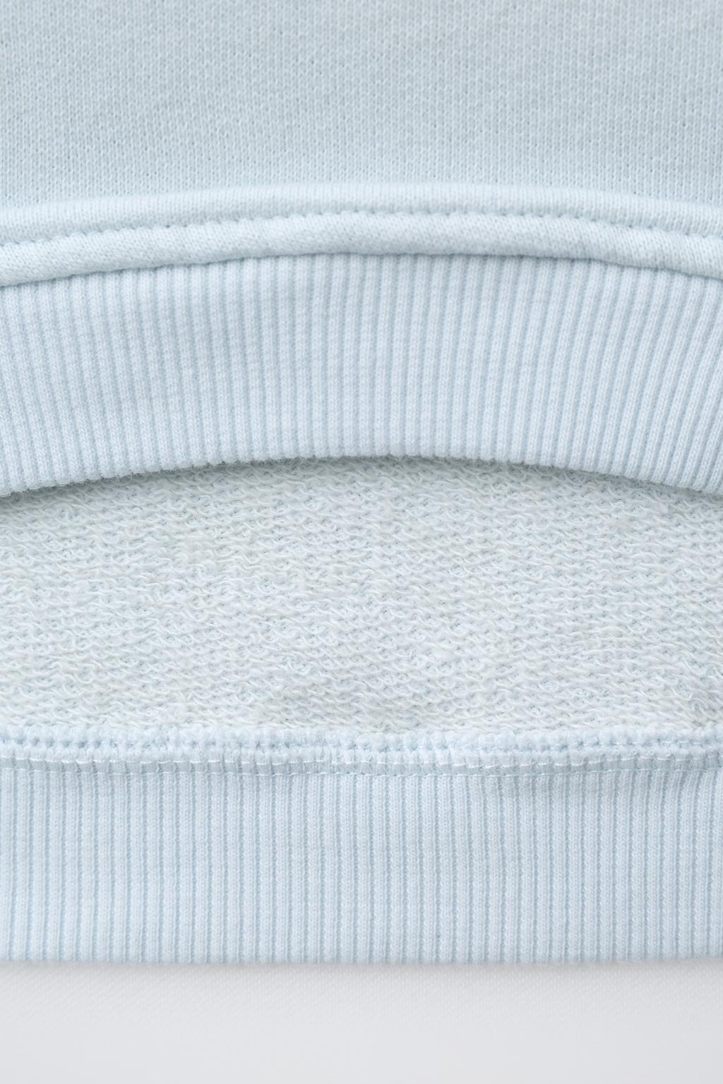 ТОЛСТОВКА С СОБАЧКОЙ ИЗ МАХРОВОЙ ТКАНИ