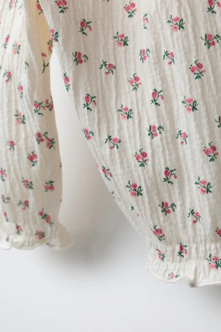 Брюки с цветочным принтом и текстурой- Заказать в России