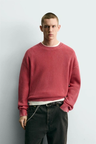 Свитер в рубчик с эффектом потертости- Заказать в России