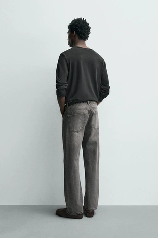 Джинсы REGULAR FIT- Заказать в России