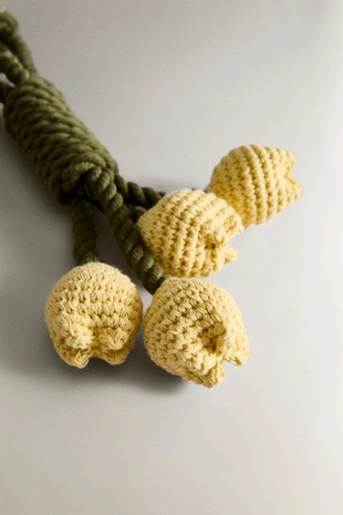 Игрушка для домашних животных тюльпанный букет- Заказать в России