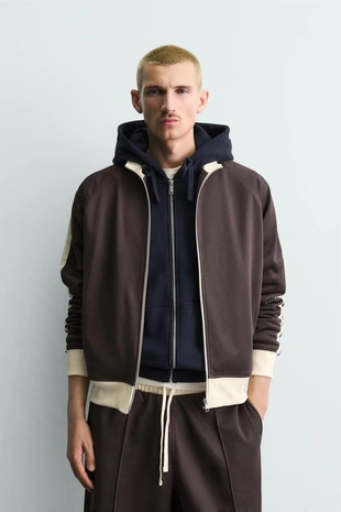 Толстовка на молнии с полосами- Заказать в России