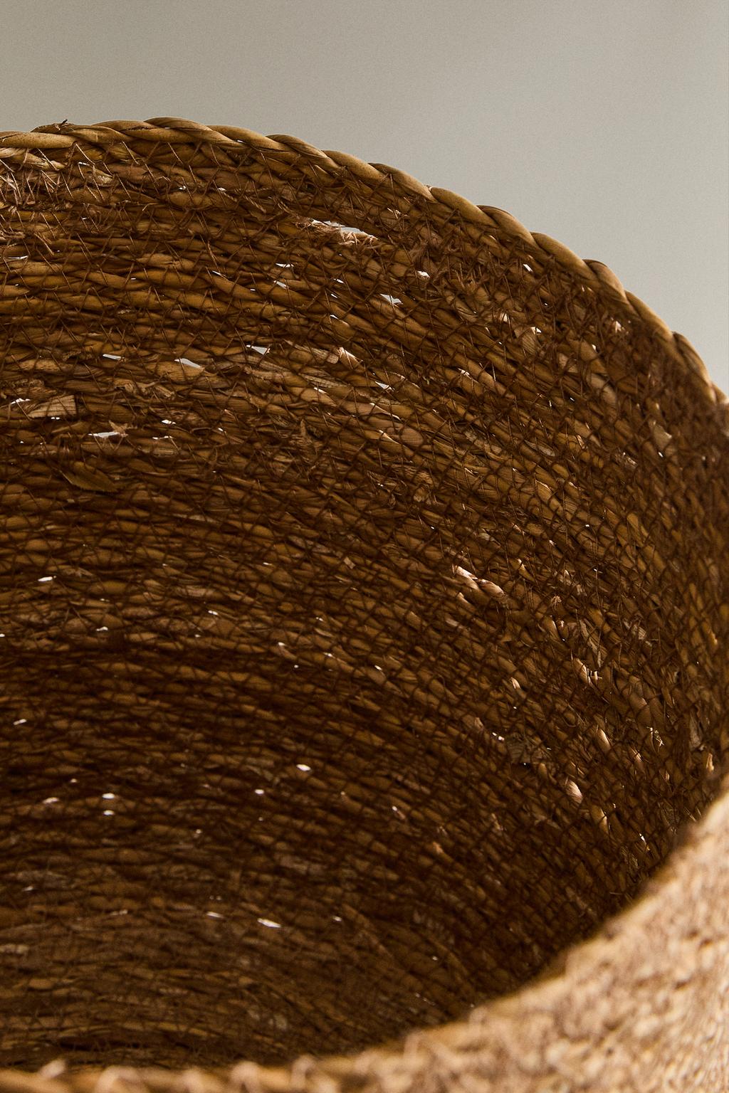 Корзина из морской травы