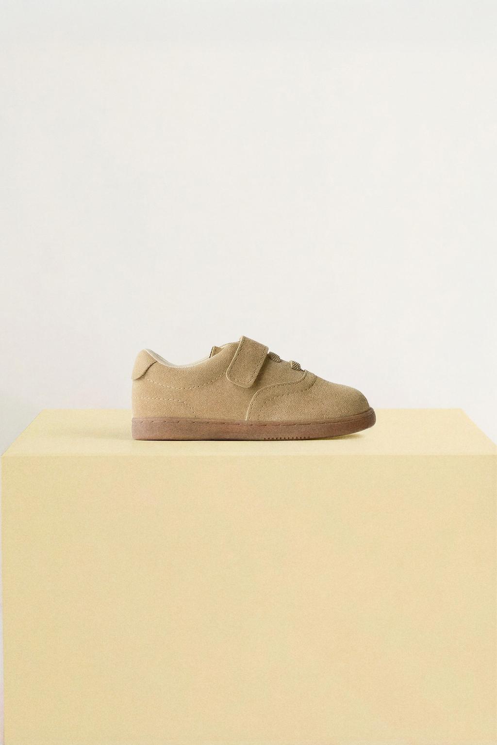 Кожаные кеды