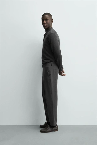 Брюки чинос из комфортной рельефной ткани- Заказать в России