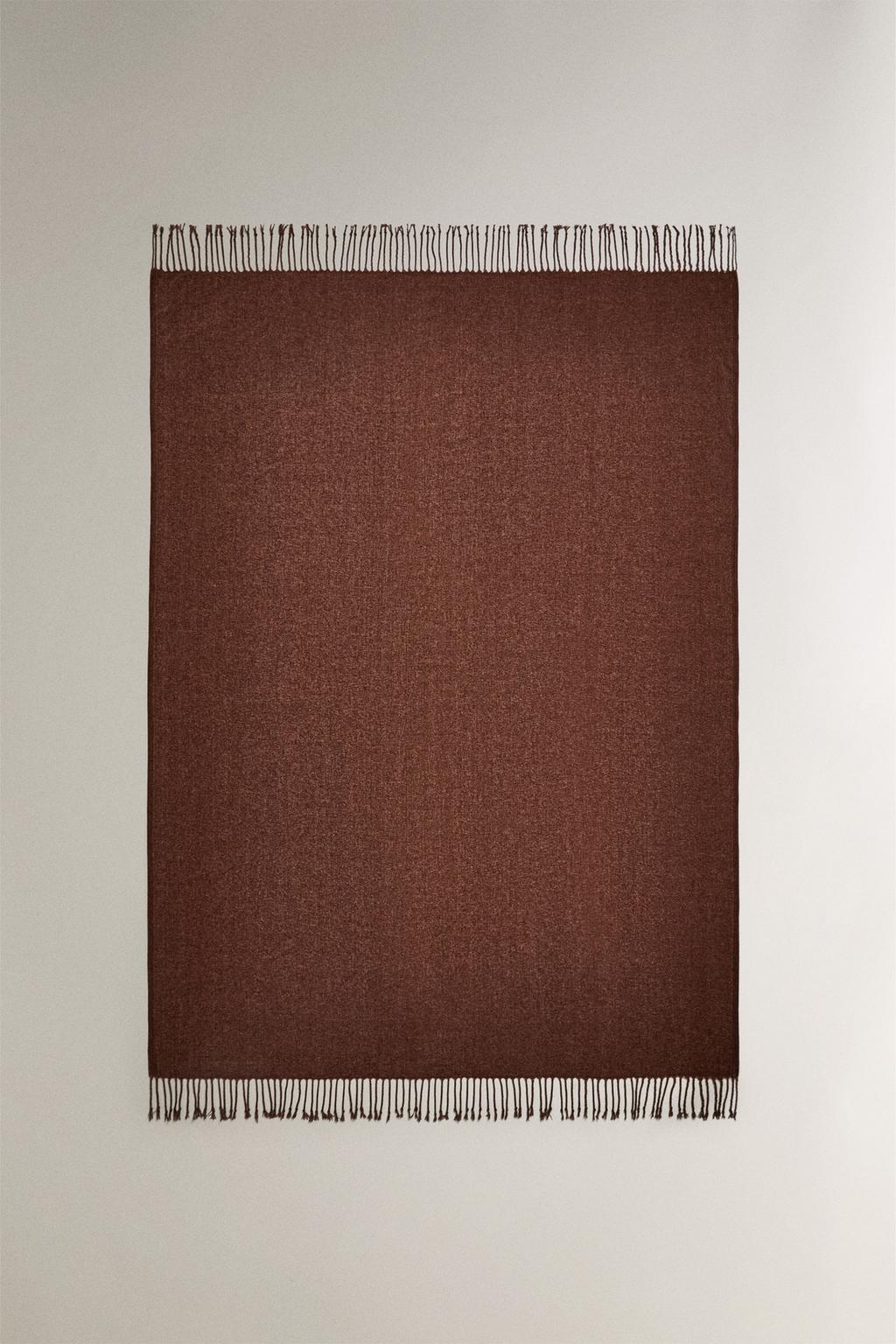 Плед из шениля с бахромой