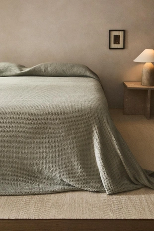 Покрывало из мини-вафельного трикотажа- Заказать в России