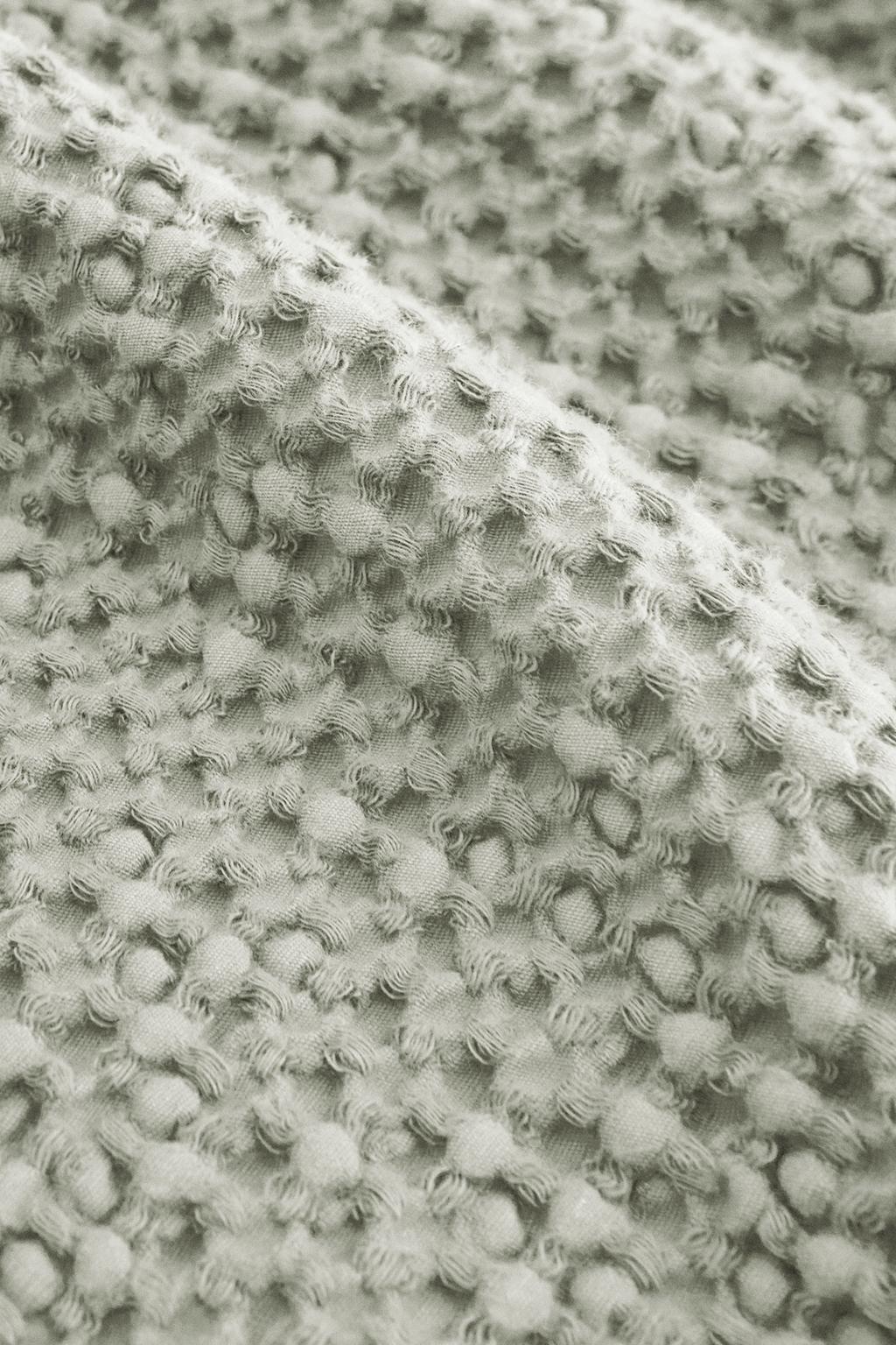 Покрывало из мини-вафельного трикотажа