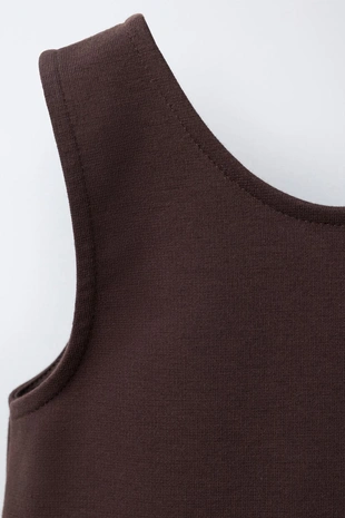 Платье из трикотажа «рома» с карманами в виде сердца