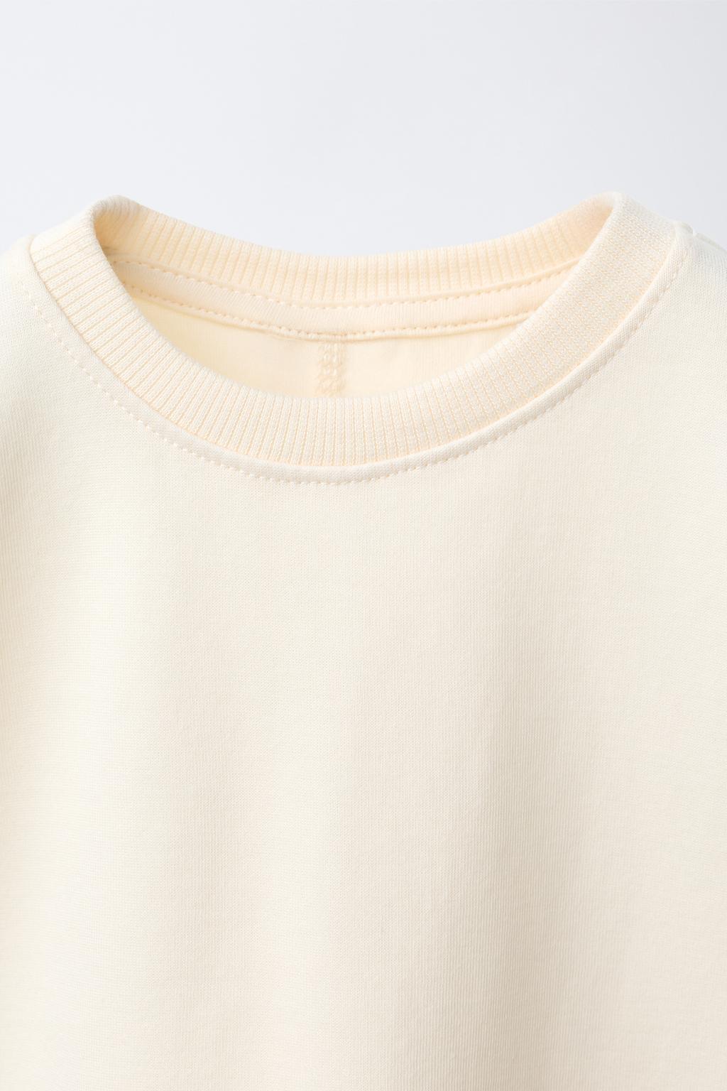 ОДНОТОННАЯ ФУТБОЛКА ИЗ ТКАНИ INTERLOCK