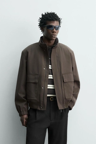 Куртка из высокотехнологичной ткани со съемным жилетом- Заказать в России