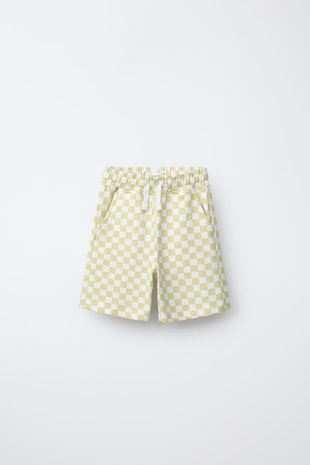 Комплект из футболки и шортов в шахматную клетку- Заказать в России