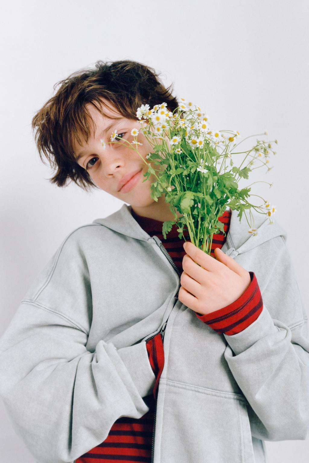 ТОЛСТОВКА НА МОЛНИИ С ТЕКСТОМ