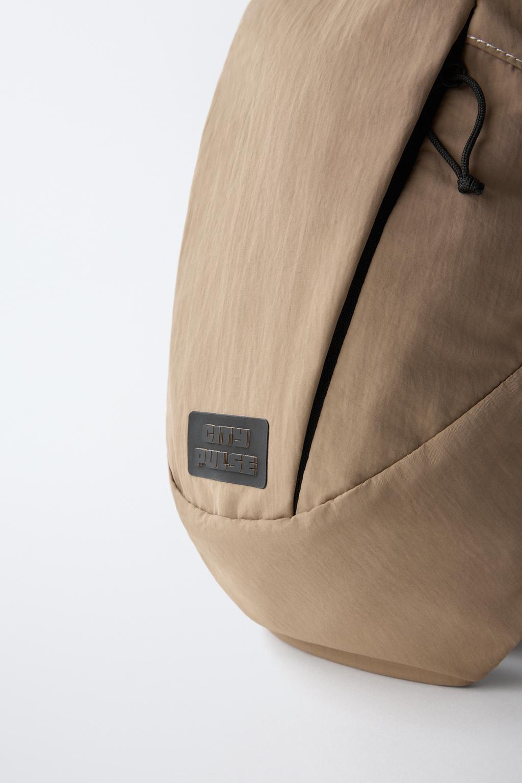 МИНИ-РЮКЗАК ИЗ ВЫСОКОТЕХНОЛОГИЧНОЙ ТКАНИ