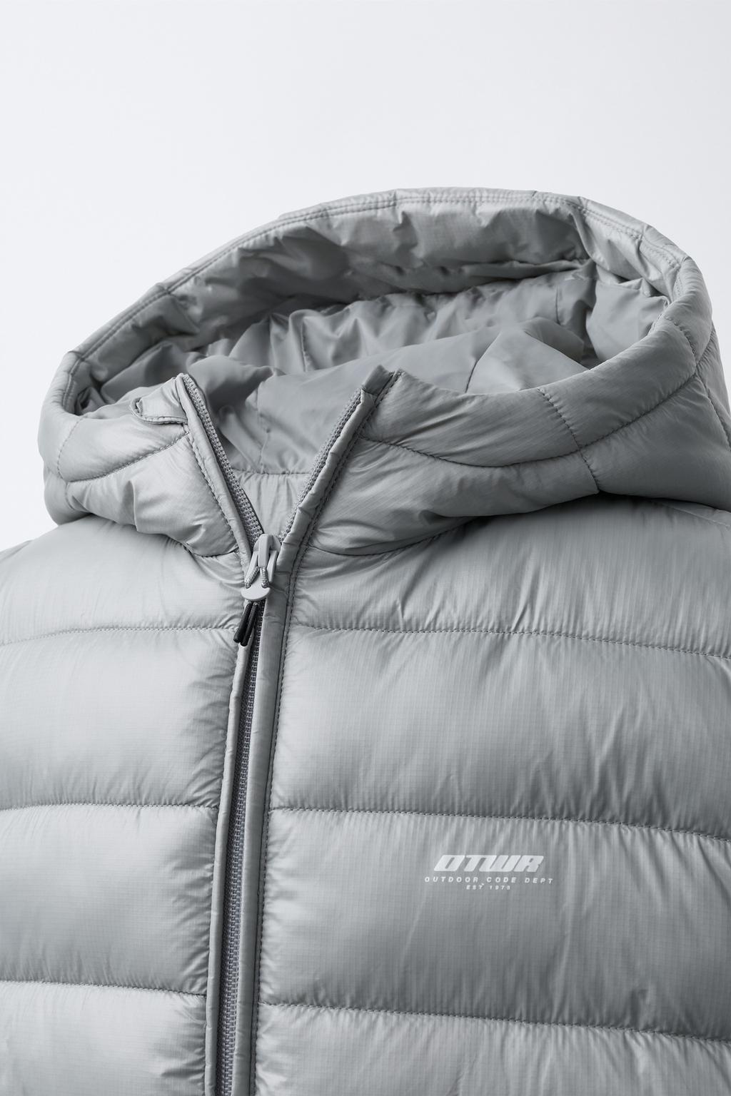 ОЧЕНЬ ЛЕГКИЙ ЖИЛЕТ С НАДПИСЬЮ