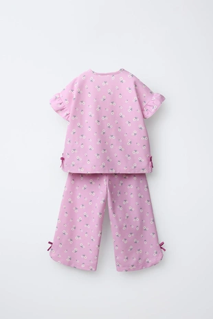 Комплект из футболки и брюк с цветочным принтом и бантами- Заказать в России