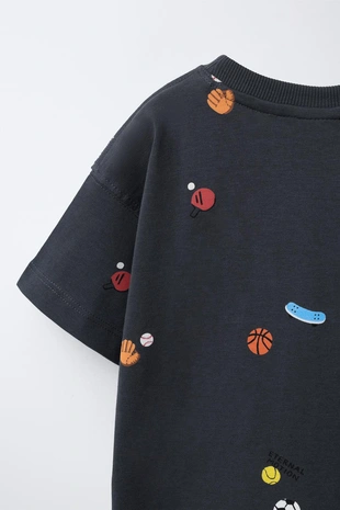 Футболка с принтом