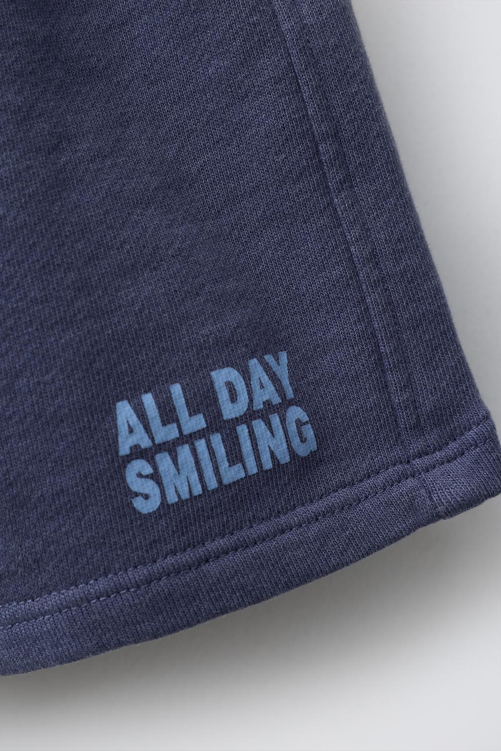 ШОРТЫ ИЗ МЯГКОЙ ТКАНИ С НАДПИСЬЮ