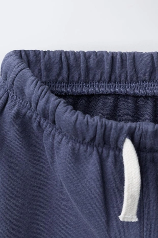 Шорты из мягкой ткани с надписью