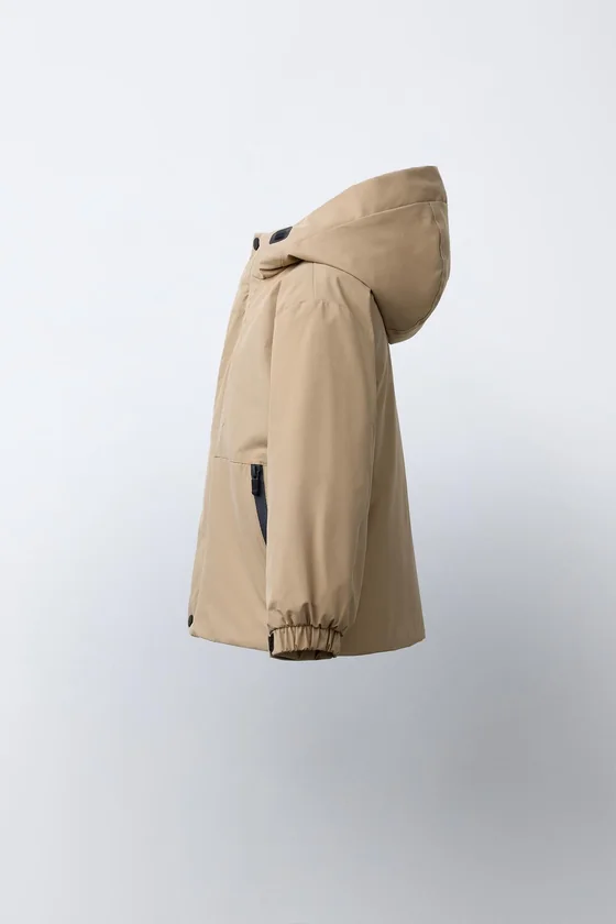 ПАРКА С КОНТРАСТНЫМИ МОЛНИЯМИ WATER-REPELLENT