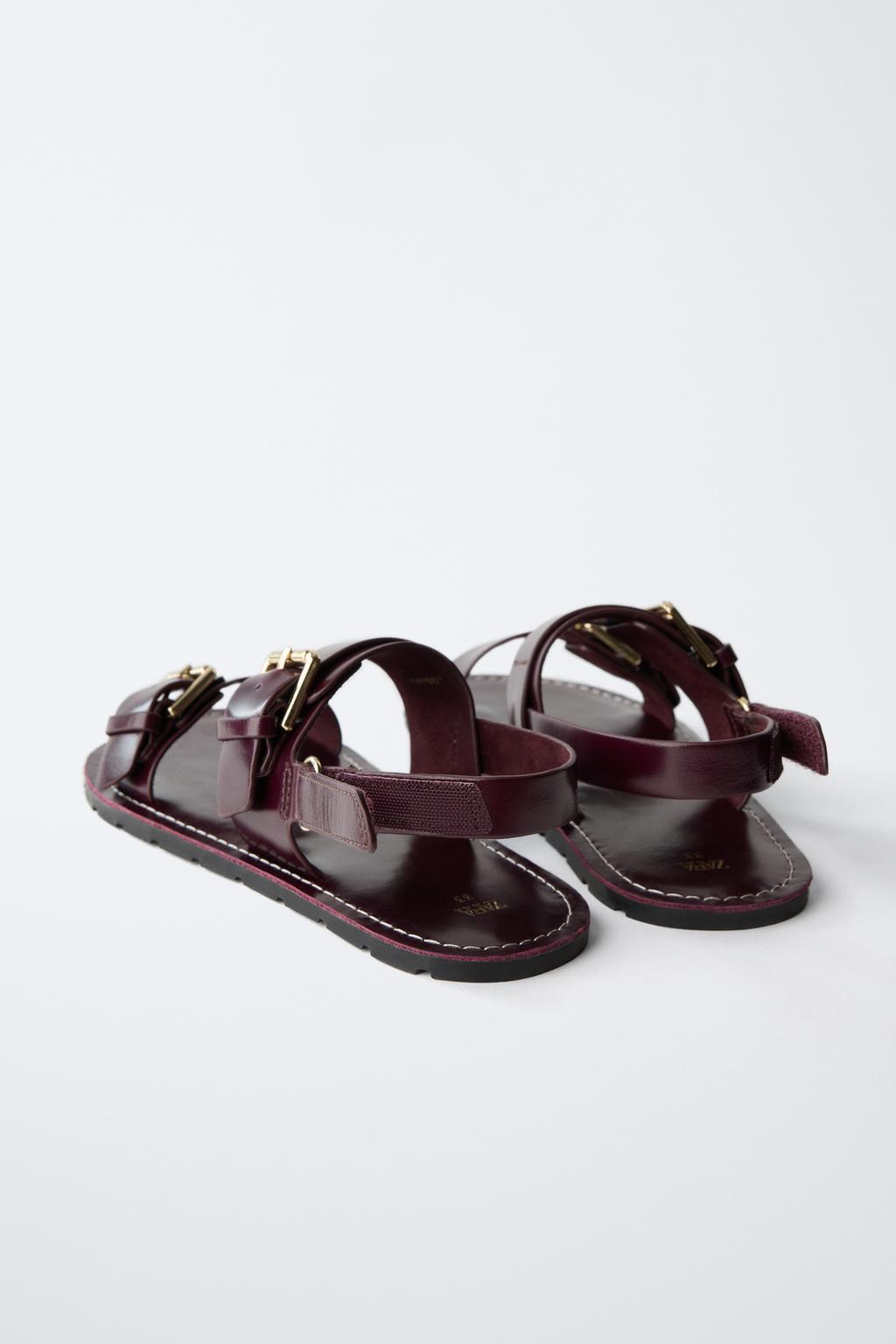 КОЖАНЫЕ САНДАЛИИ С ПРЯЖКАМИ