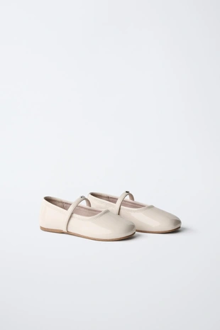 Лакированные балетки с сердечком- Заказать в России