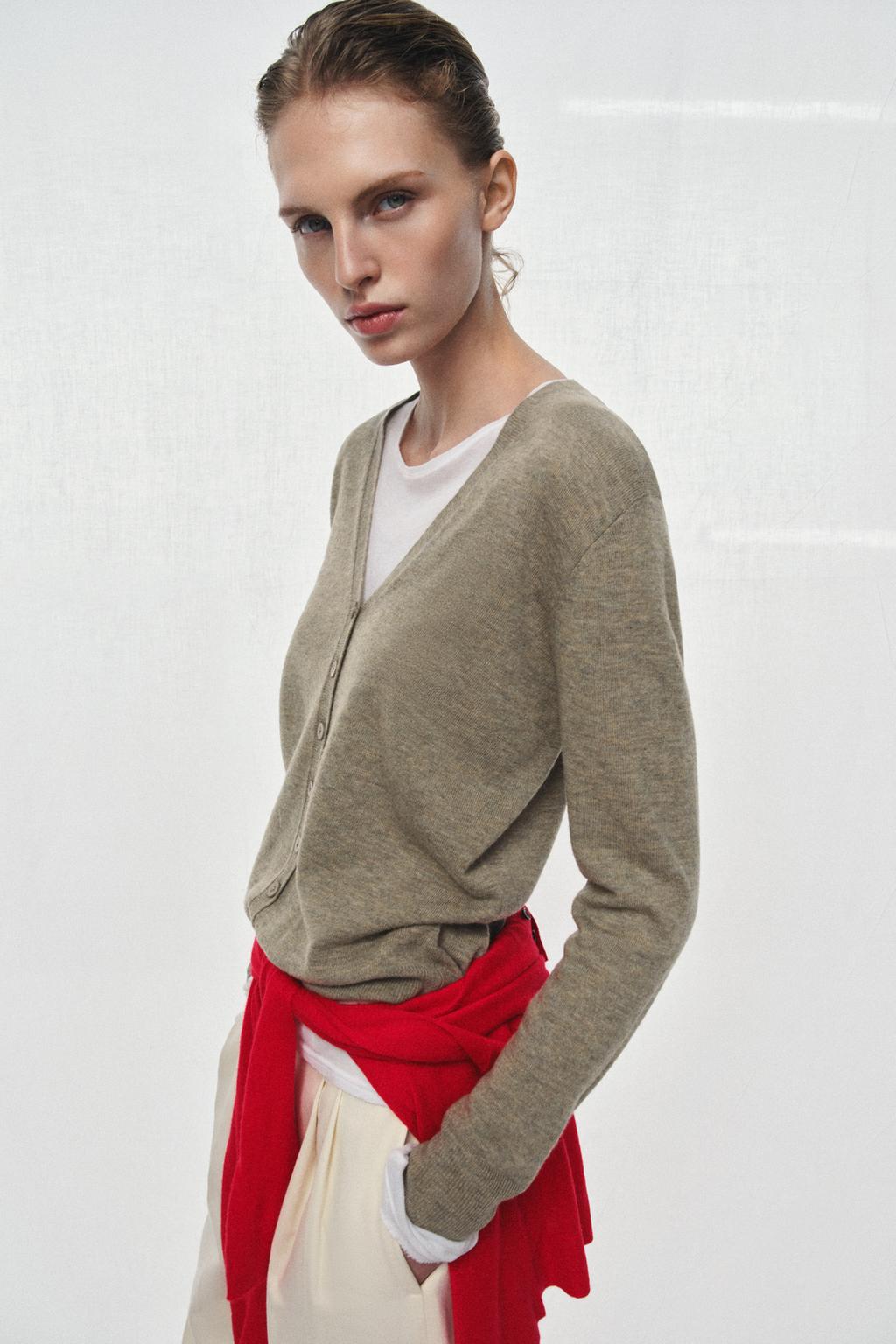 КУРТКА ИЗ 100% СВЕРХМЯГКОЙ ШЕРСТИ