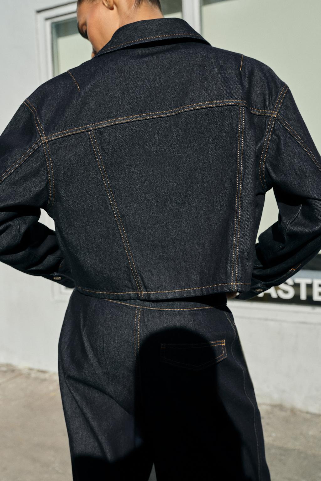 УКОРОЧЕННАЯ ДЖИНСОВАЯ РУБАШКА Z1975 С КЛАПАНАМИ