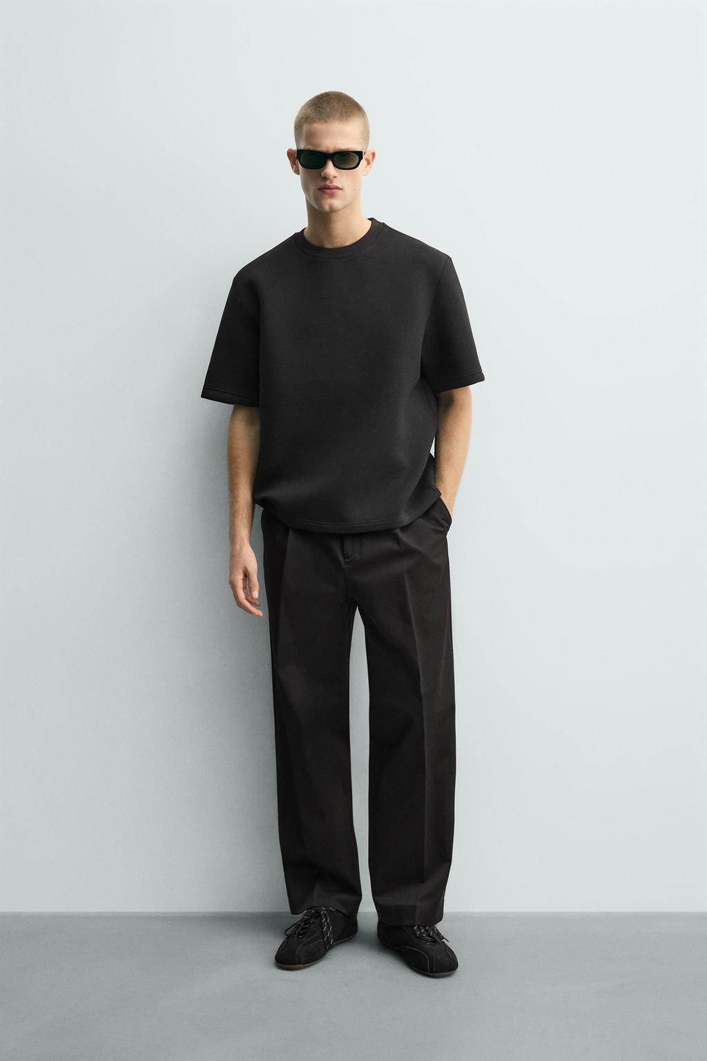 ТОЛСТОВКА ОВЕРСАЙЗ ИЗ ВЫСОКОТЕХНОЛОГИЧНОЙ ТКАНИ