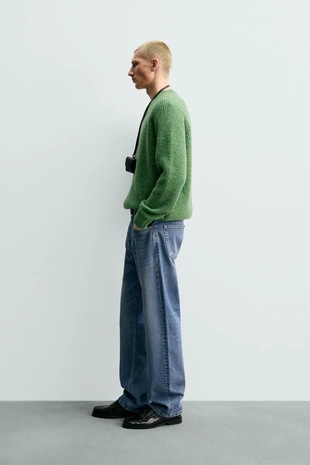 Двухизнаночный свитер с пуговицами- Заказать в России