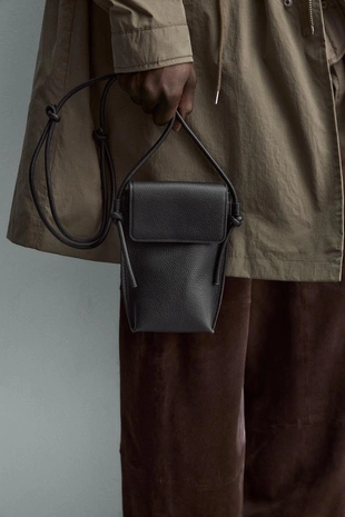 Кожаная сумка с плечевым ремнем- Заказать в России