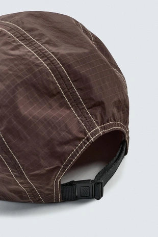 Кепка с нашивкой FORD © и плоским козырьком- Заказать в России