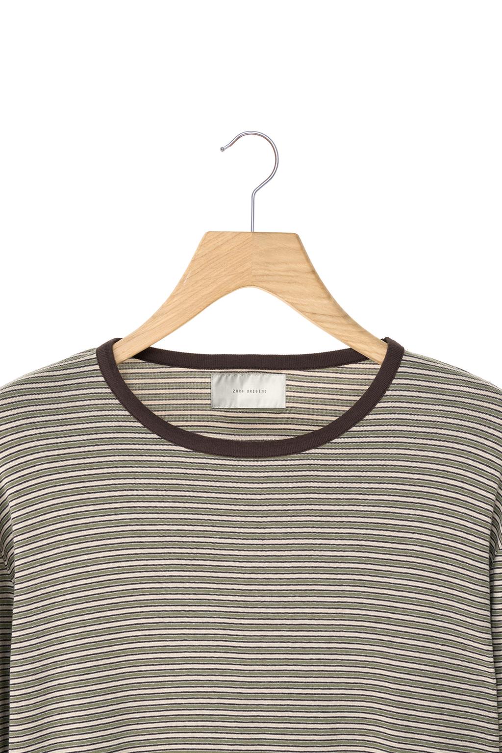 ЖАККАРДОВАЯ ФУТБОЛКА В ПОЛОСКУ