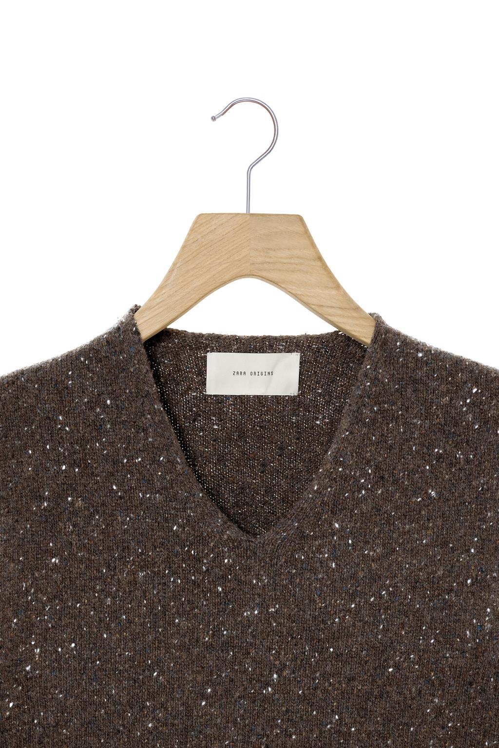 ВЯЗАНЫЙ ЖИЛЕТ С ПУГОВИЦАМИ