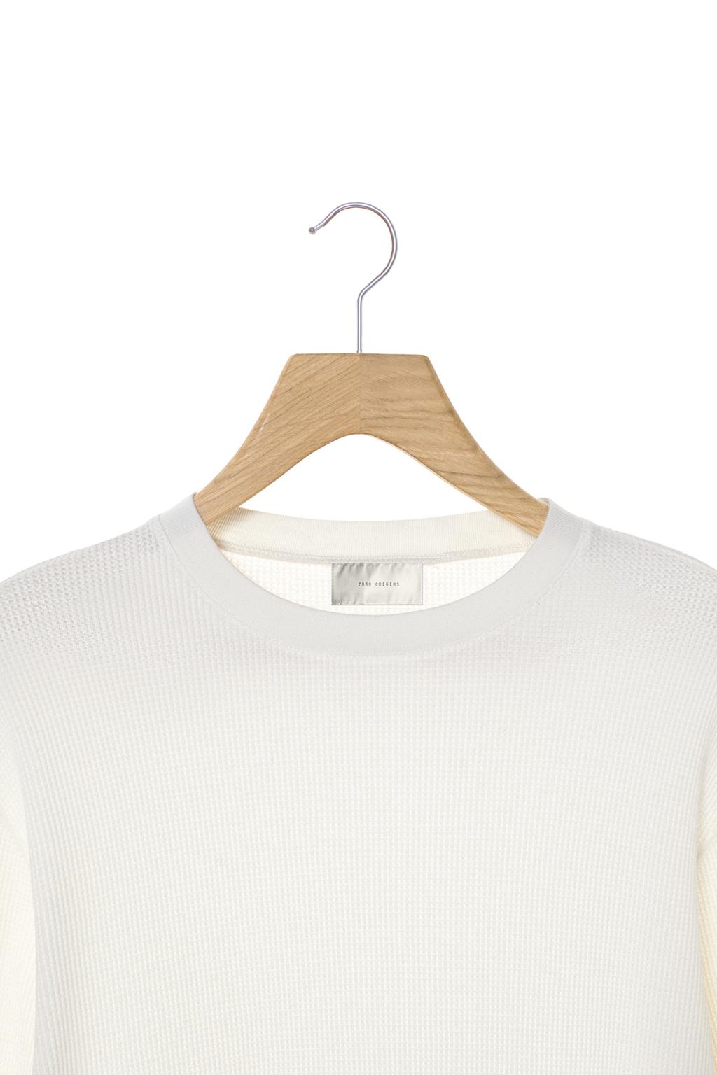 ФУТБОЛКА ИЗ РИФЛЕНОГО ТРИКОТАЖА