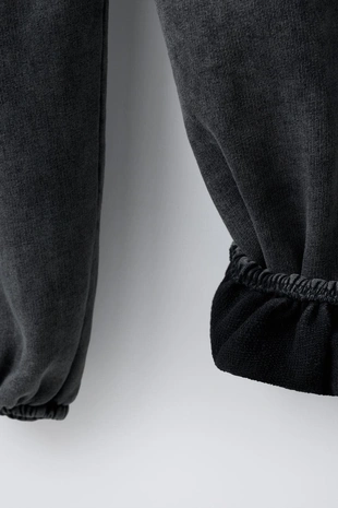 Джоггеры из ткани с эффектом потертости KPOP DEMON HUNTERS™ NETFLIX ©- Заказать в России