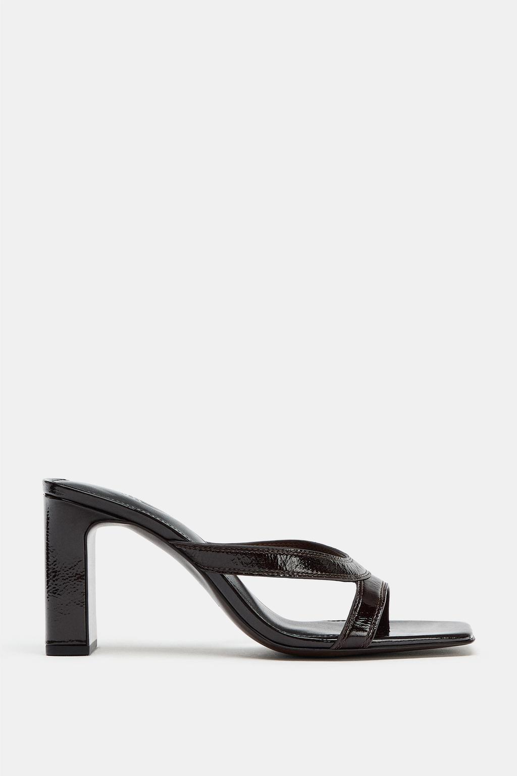 БОСОНОЖКИ НА КАБЛУКЕ С РЕМЕШКАМИ ИЗ КОЖИ