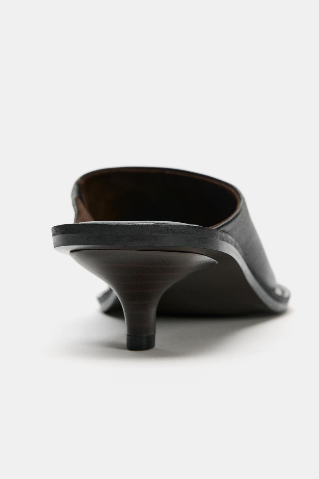 КОЖАНЫЕ САНДАЛИИ-МЮЛИ