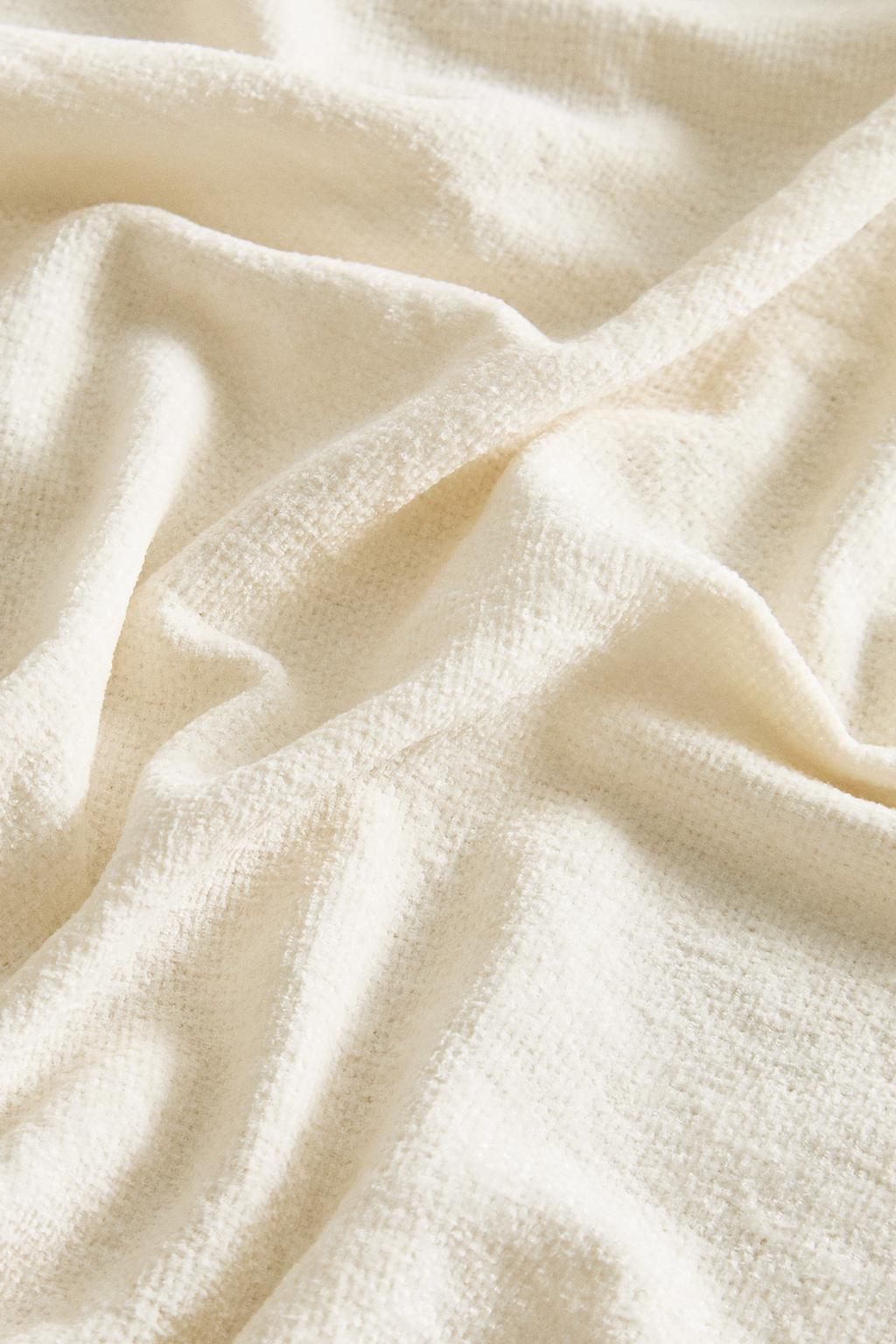 Плед из шениля с бахромой