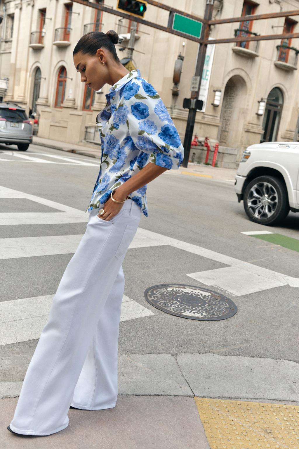 РУБАШКА ИЗ ПОПЛИНА С ЦВЕТОЧНЫМ ПРИНТОМ