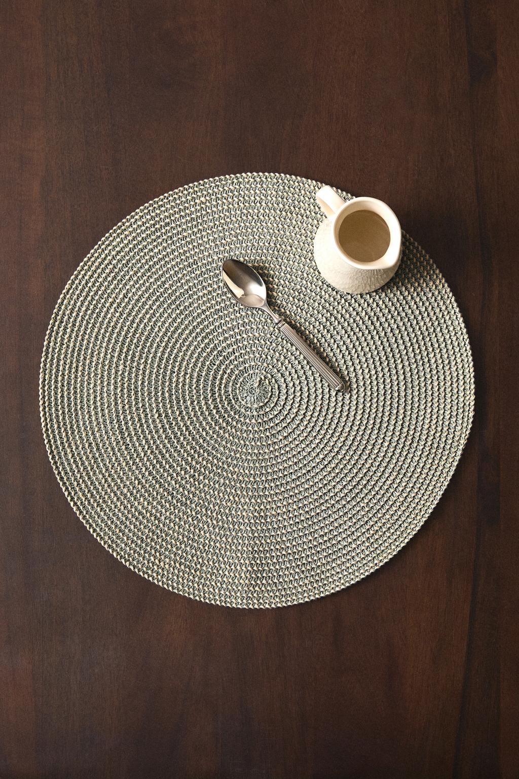 Бумажное покрывало (набор из 2 шт.)