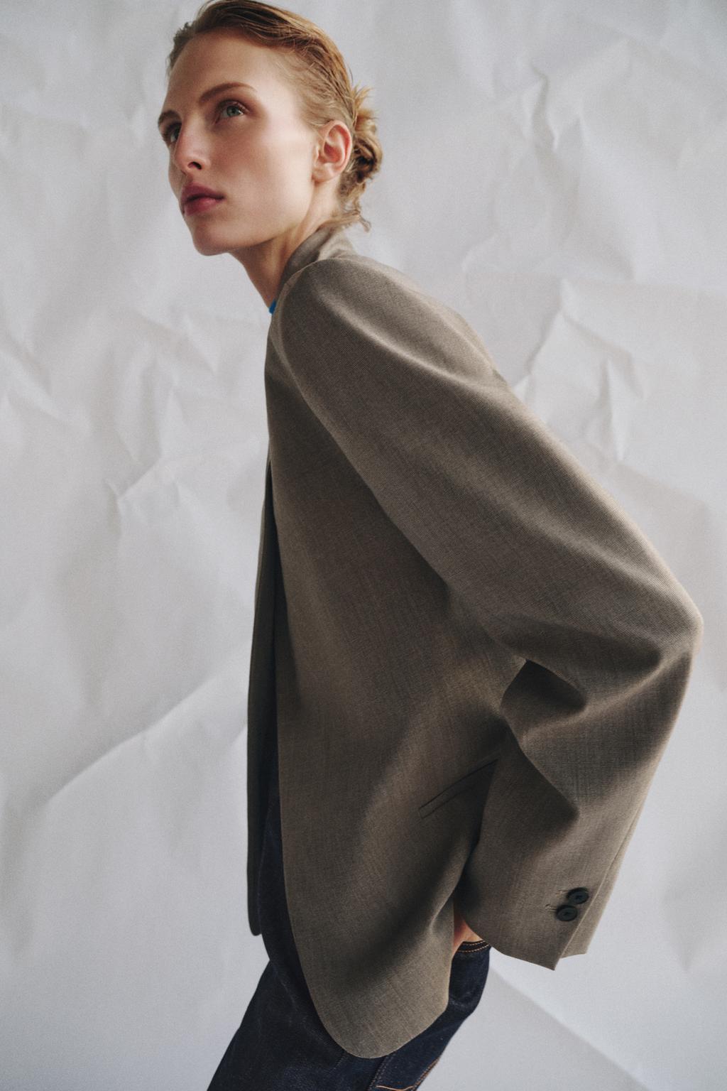 БЛЕЙЗЕР С ВОРОТНИКОМ-СТОЙКОЙ — ZW COLLECTION