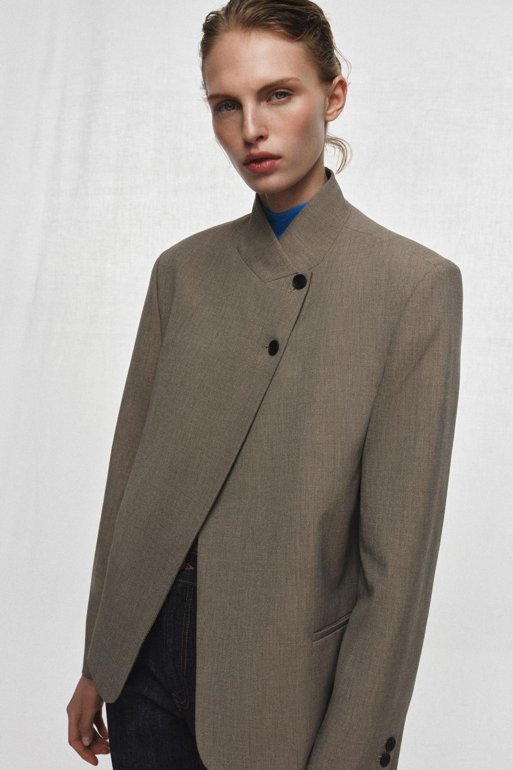 БЛЕЙЗЕР С ВОРОТНИКОМ-СТОЙКОЙ — ZW COLLECTION