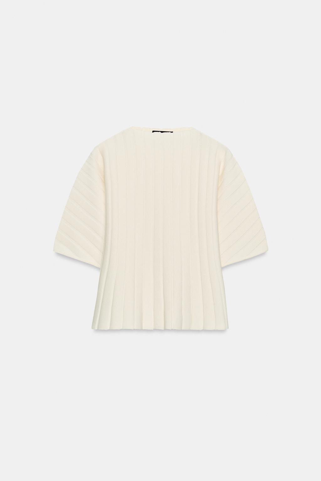 ТОП В РУБЧИК С ОБЪЕМНЫМИ РУКАВАМИ