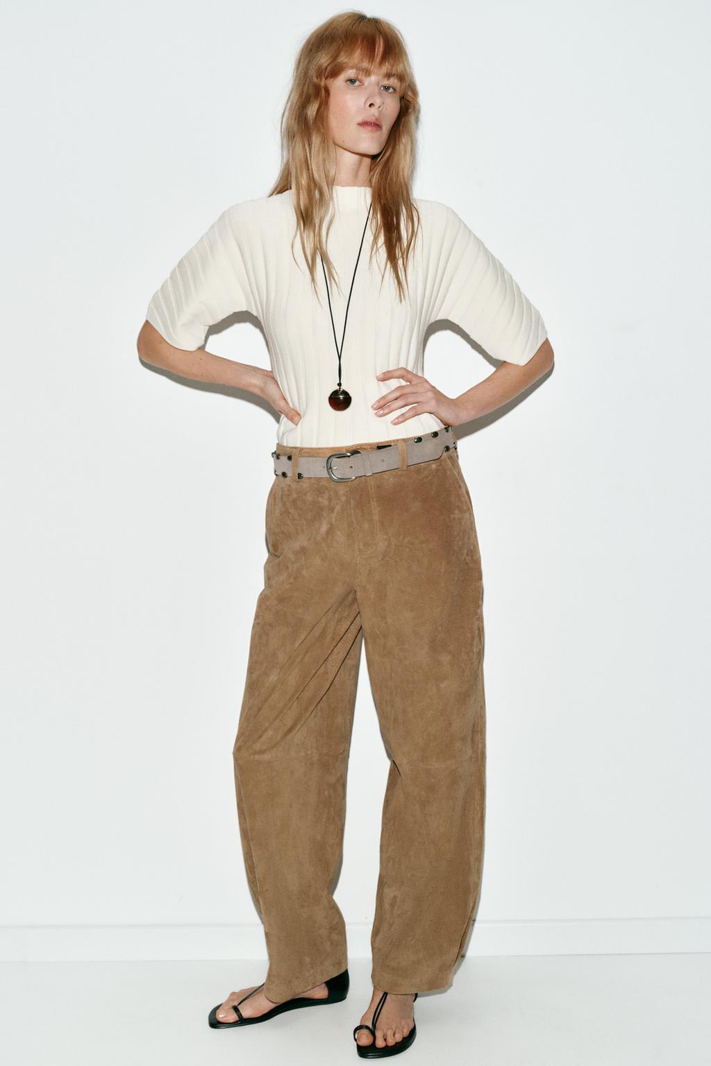 ТОП В РУБЧИК С ОБЪЕМНЫМИ РУКАВАМИ