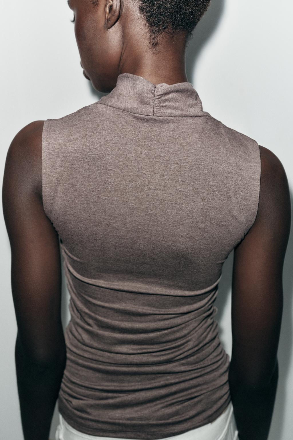 ТОП С ДРАПИРОВКОЙ И СБОРКАМИ