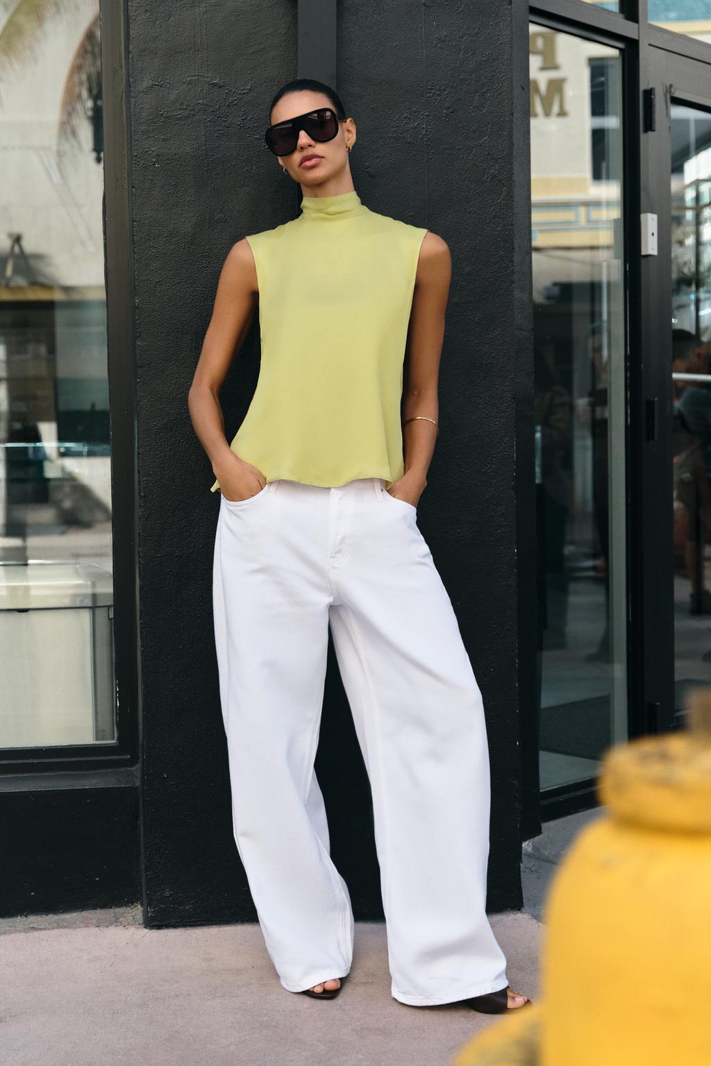 АТЛАСНЫЙ ТОП С БАНТОМ