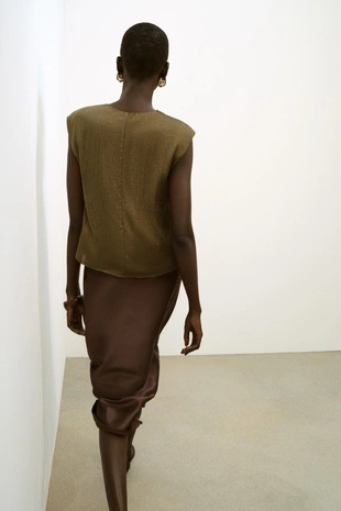 Атласный топ с узлом- Заказать в России