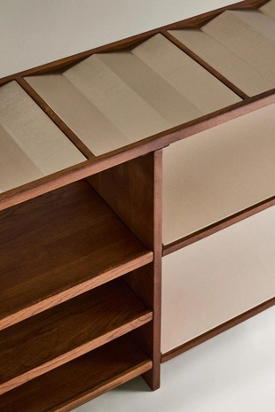 Шкаф для хранения и стойка для гантелей- Заказать в России